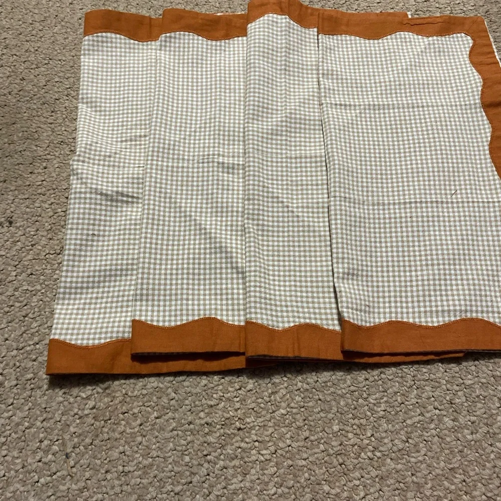 Anthropology cloth 18x18 size napkins burnt orange border , checkered inside NWT